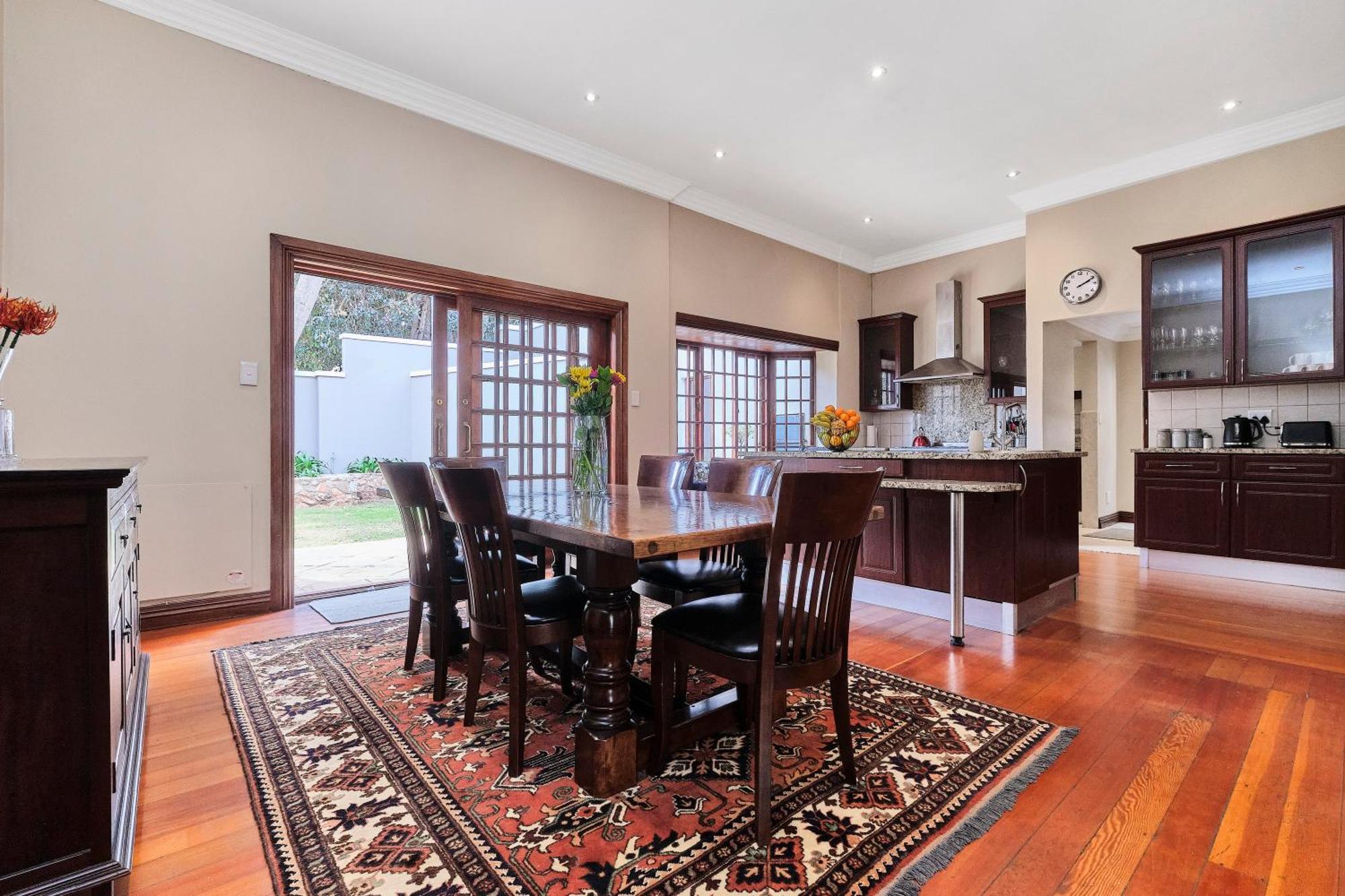 Rose Road Manor - Houghton Villa *