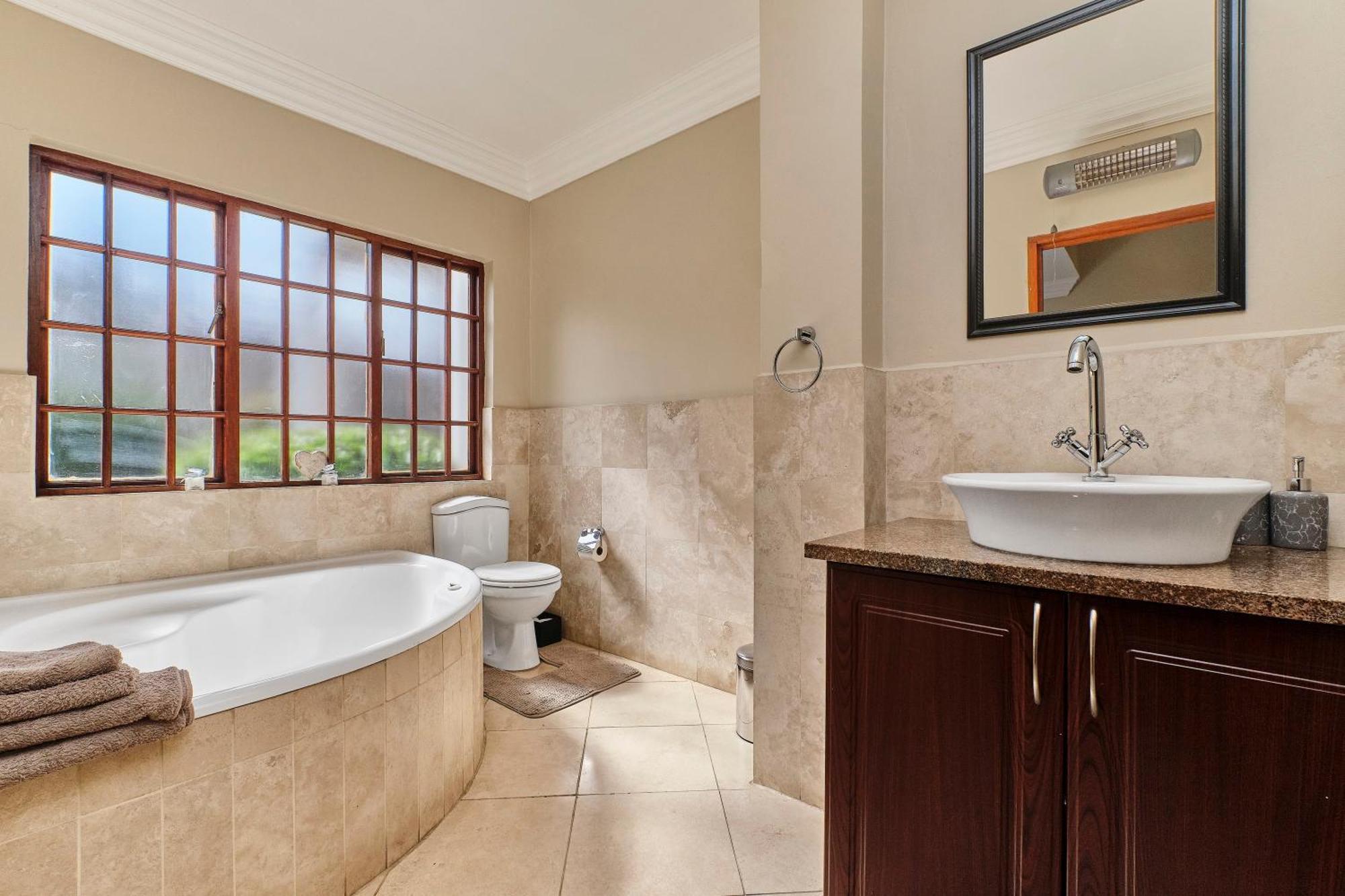 Rose Road Manor - Houghton * Johannesburg