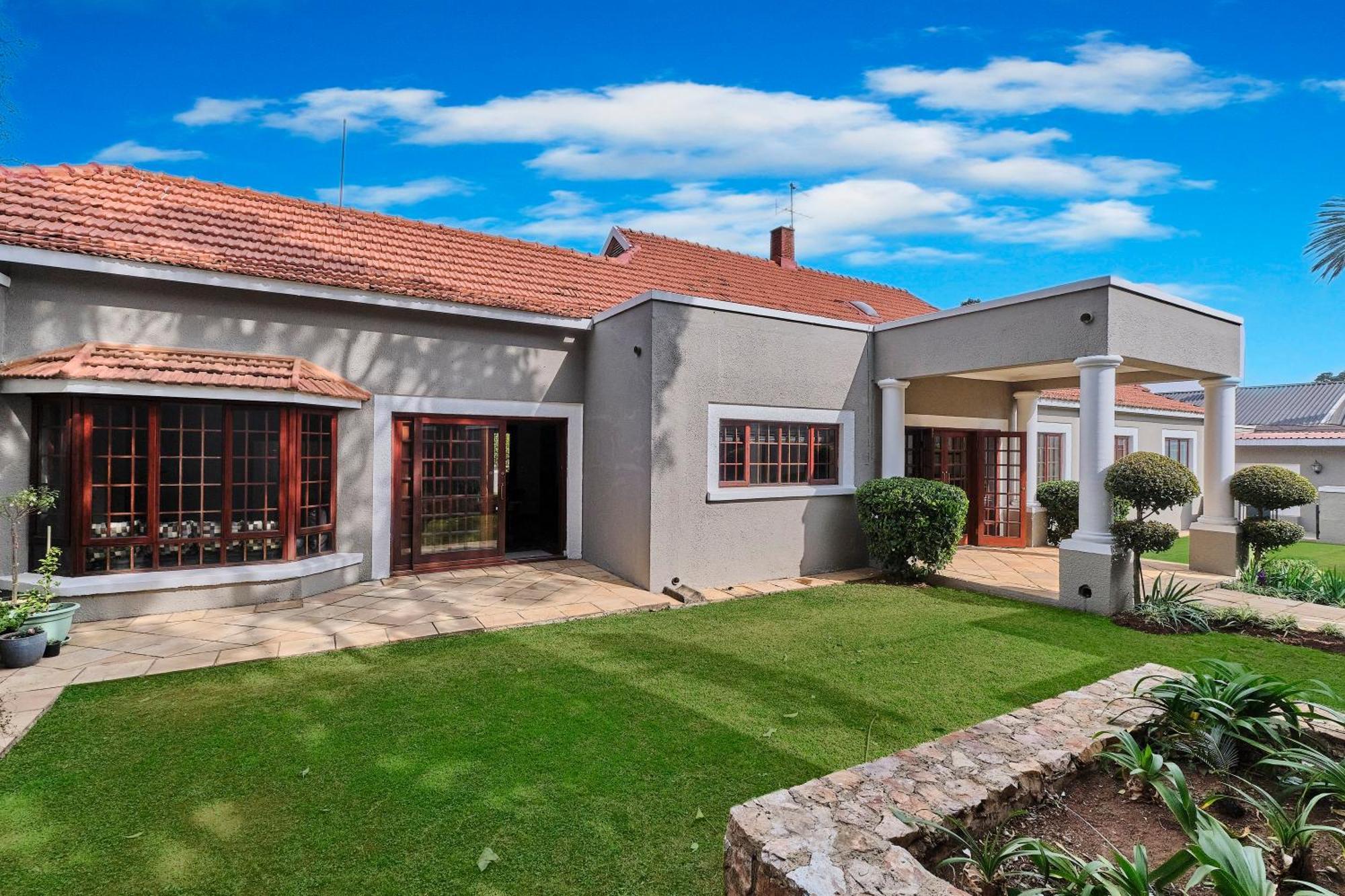 Rose Road Manor - Houghton Johannesburg