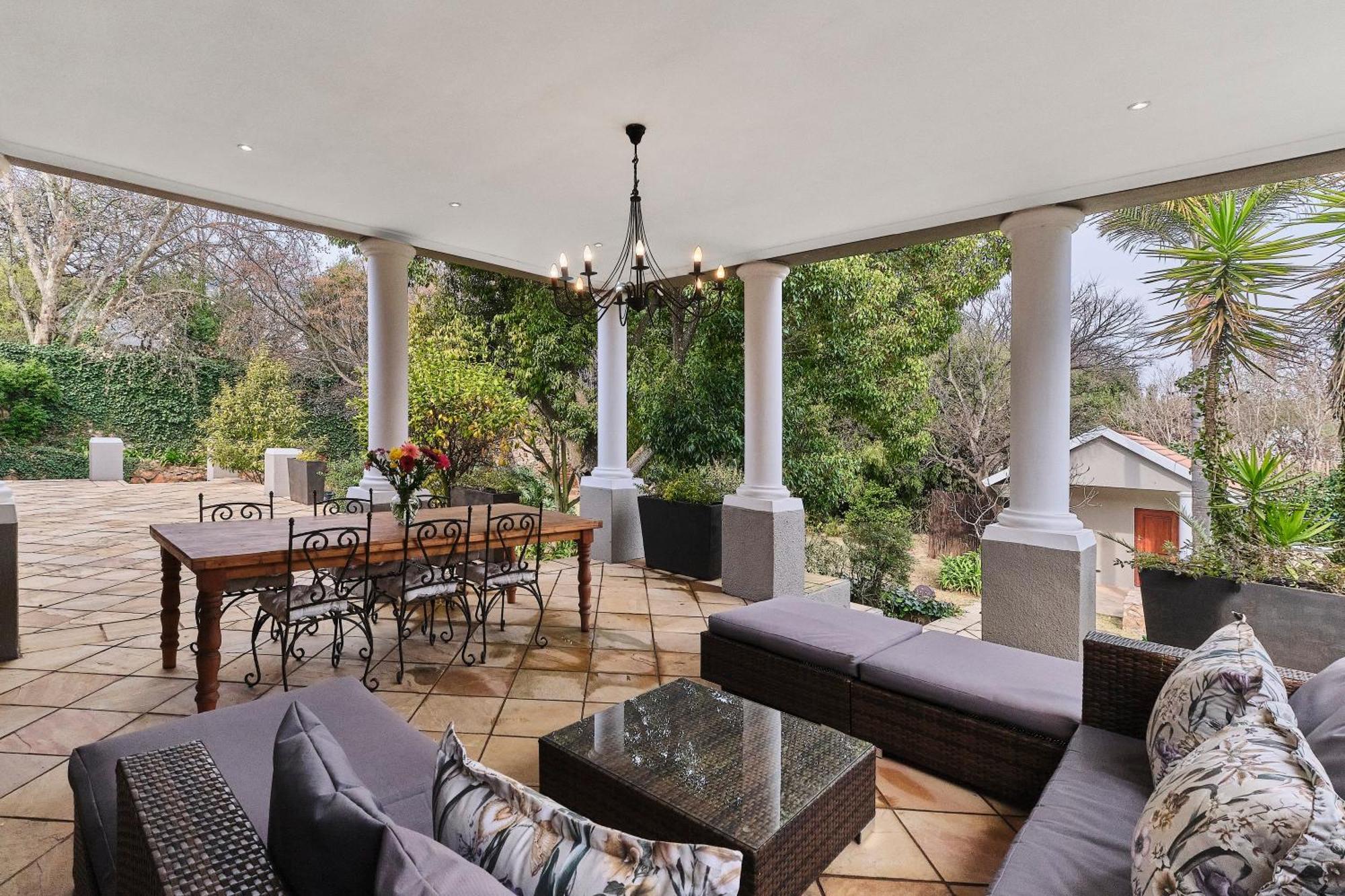 Rose Road Manor - Houghton