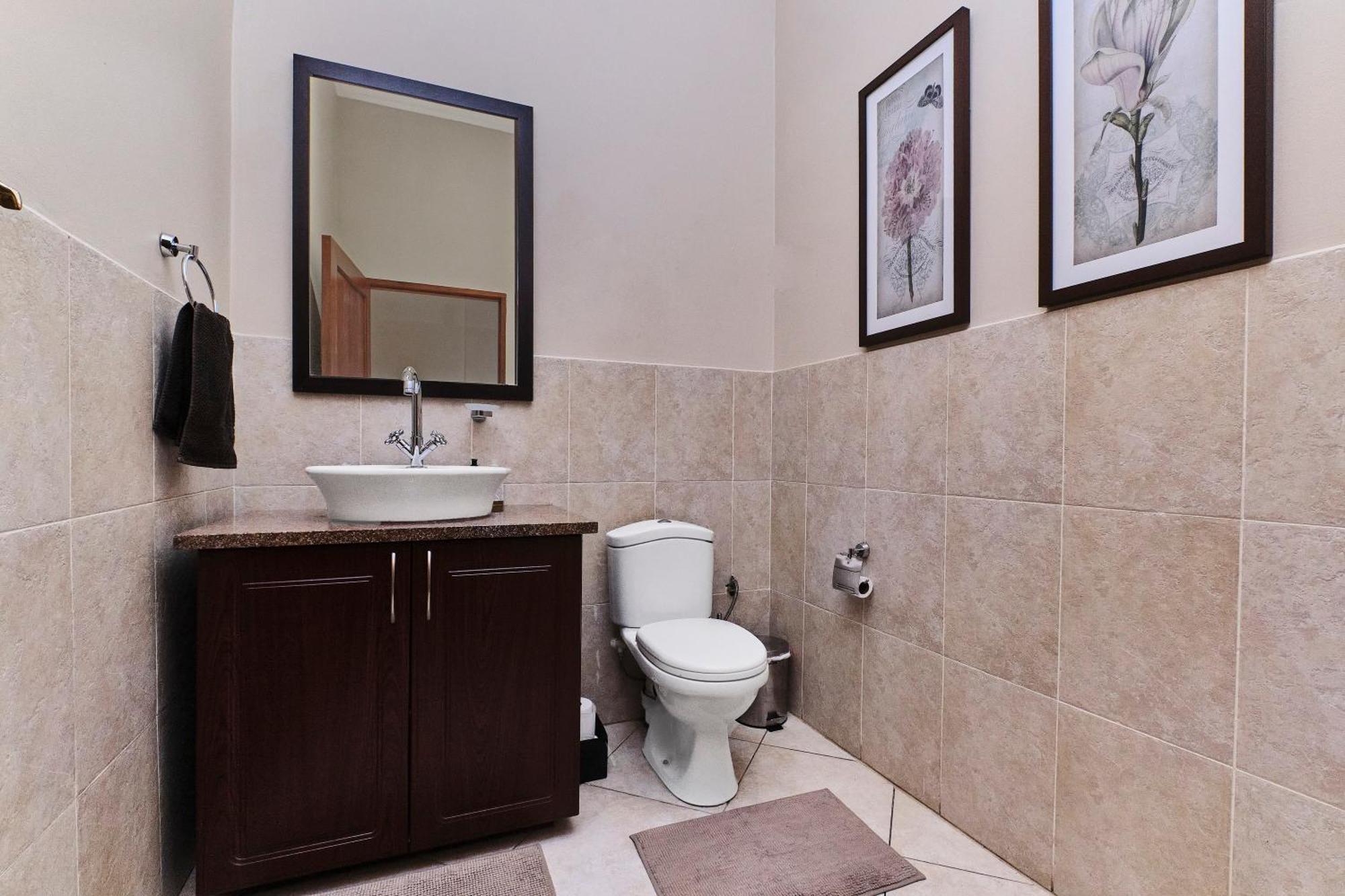 Villa Rose Road Manor - Houghton *
